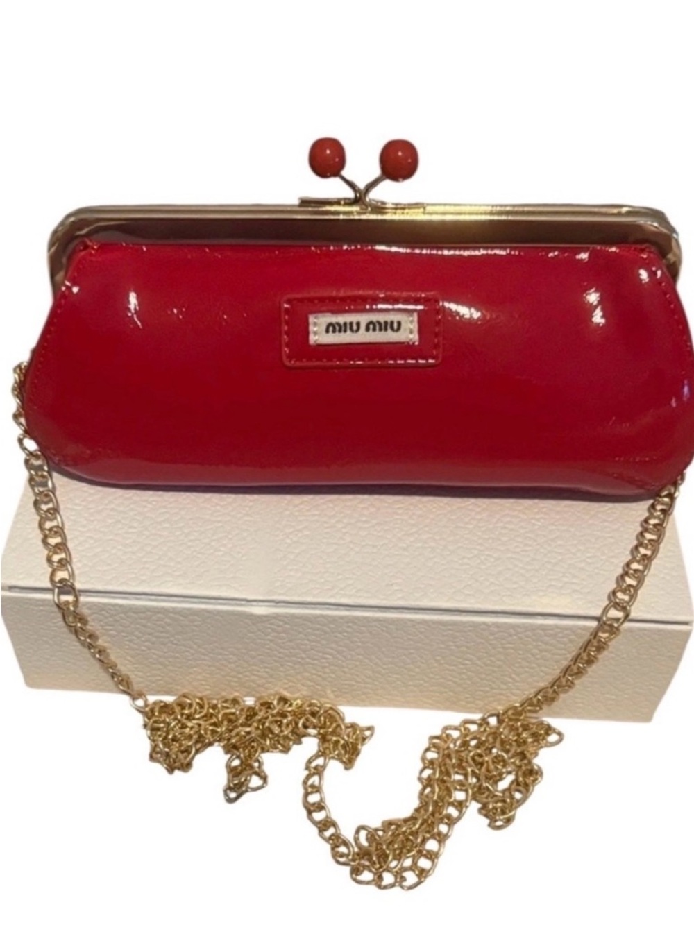 Miu Miu Red Patent Leather Kiss-Lock Clutch GWP - Picture 2 of 5